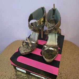 Michael Antonio Metallic Gold Heels
